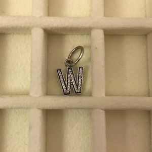 Pandora W Dangle Charm